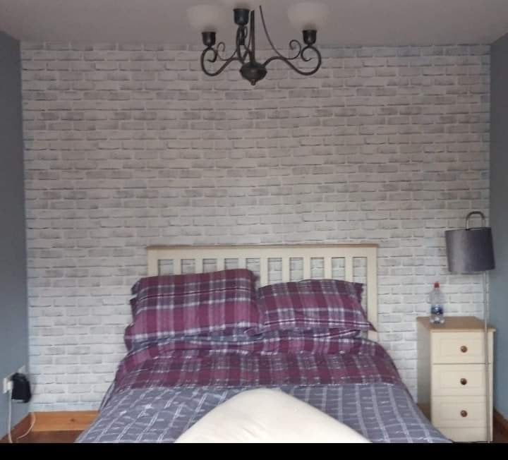 White Brick Wallpaper