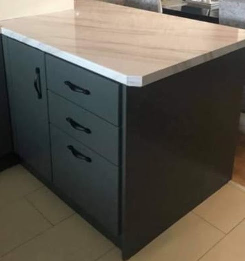 White Gloss Granite Stick On Counter Top Roll