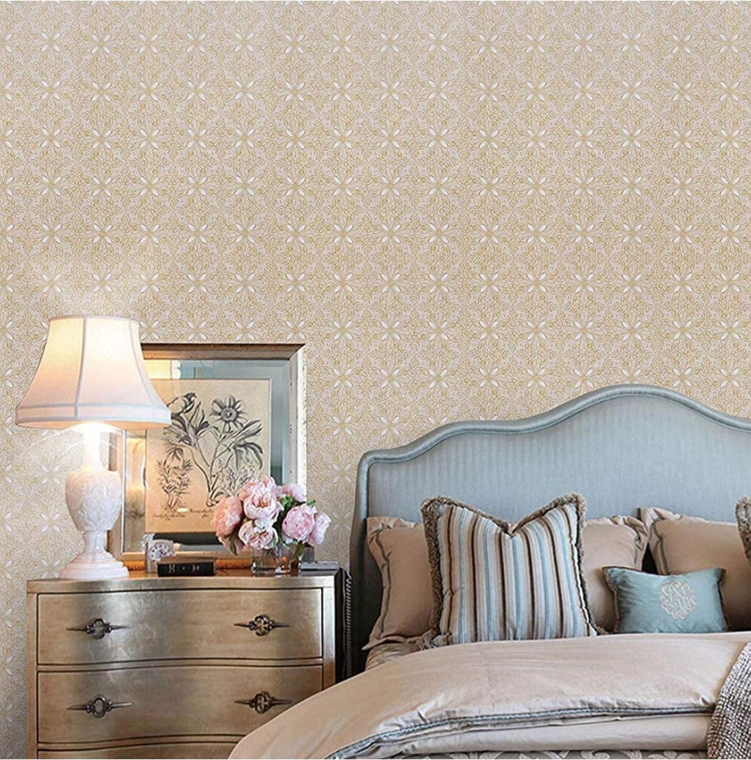 Gold & Cream Wallpaper