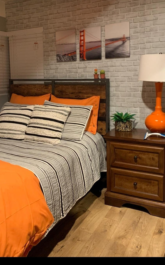 White / Grey Brick Wallpaper