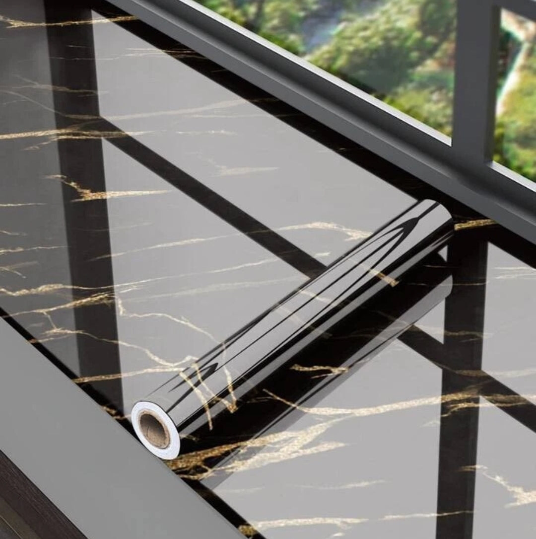 💥 1/2 PRICE TODAY Black & Gold Gloss Marble €10