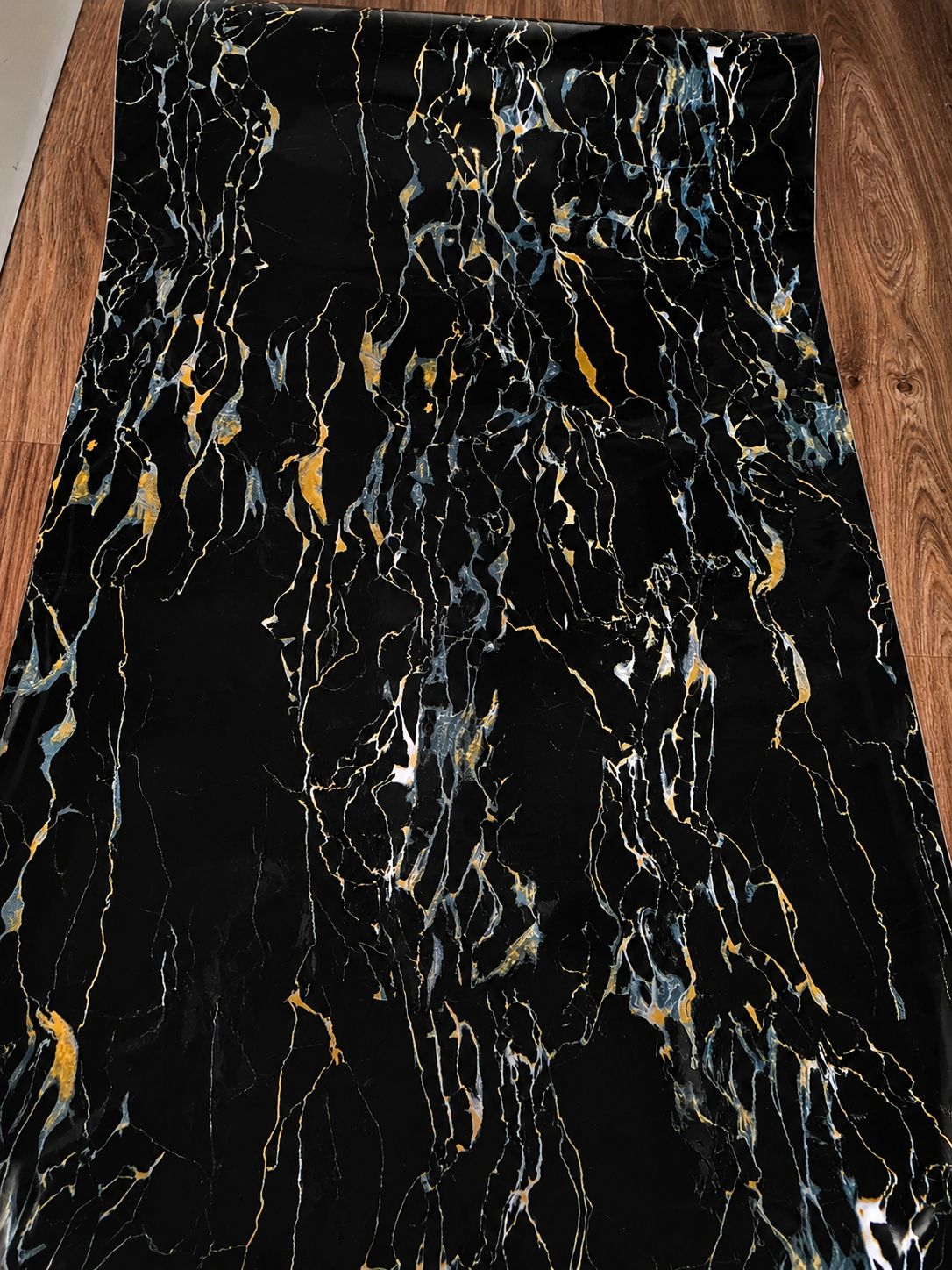 Black & Gold marble